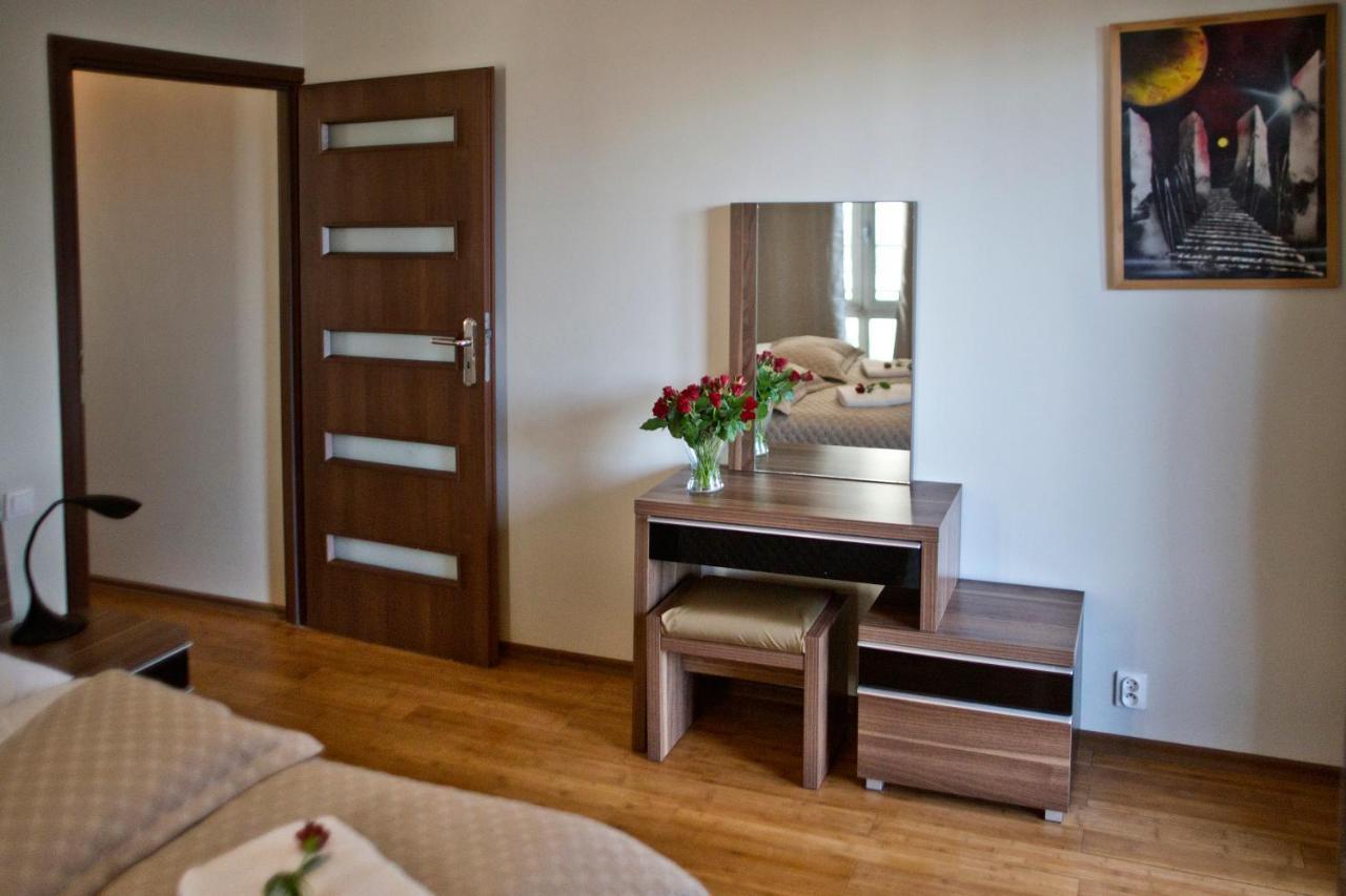 2 Bedrooms Bukowinska P&o Serviced Apartament