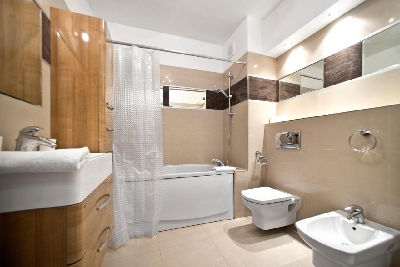 2 Bedrooms Bukowinska P&o Serviced Apartament